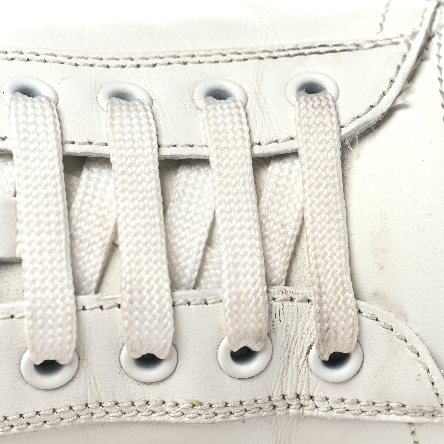 Prada Vitello Mens Logo Low Top Sneakers 43 White