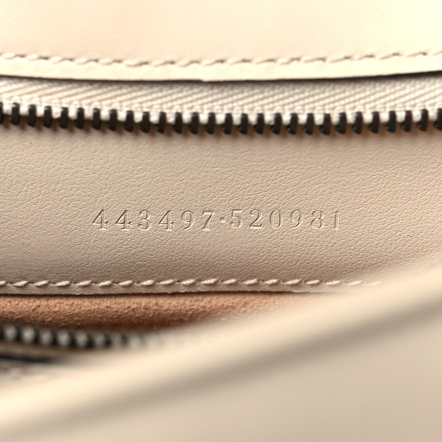 Gucci Calfskin Matelasse Small GG Marmont Shoulder Bag White