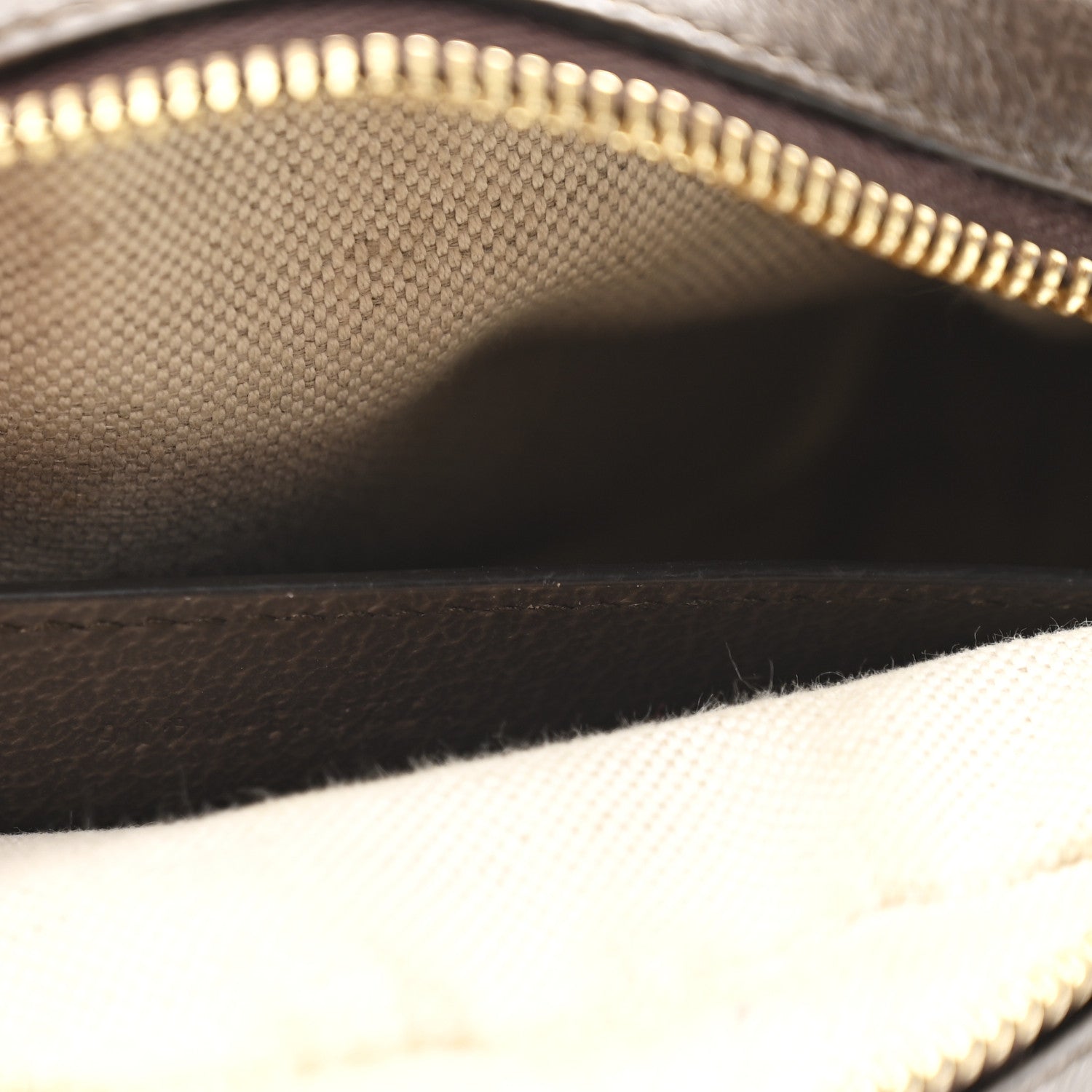 Gucci GG Supreme Monogram Textured Calfskin Super Mini Ophidia Shoulder Bag Beige Ebony New Acero
