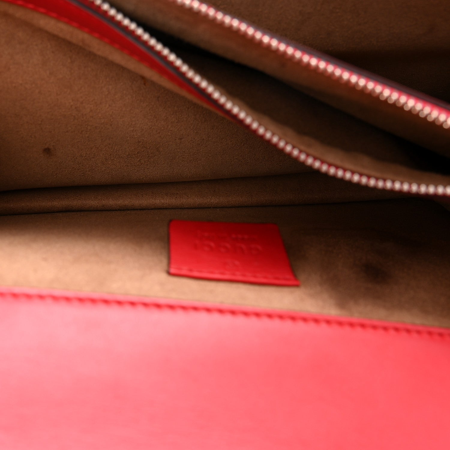 Gucci GG Supreme Monogram Arabesque Dionysus Shoulder Bag Hibiscus Red