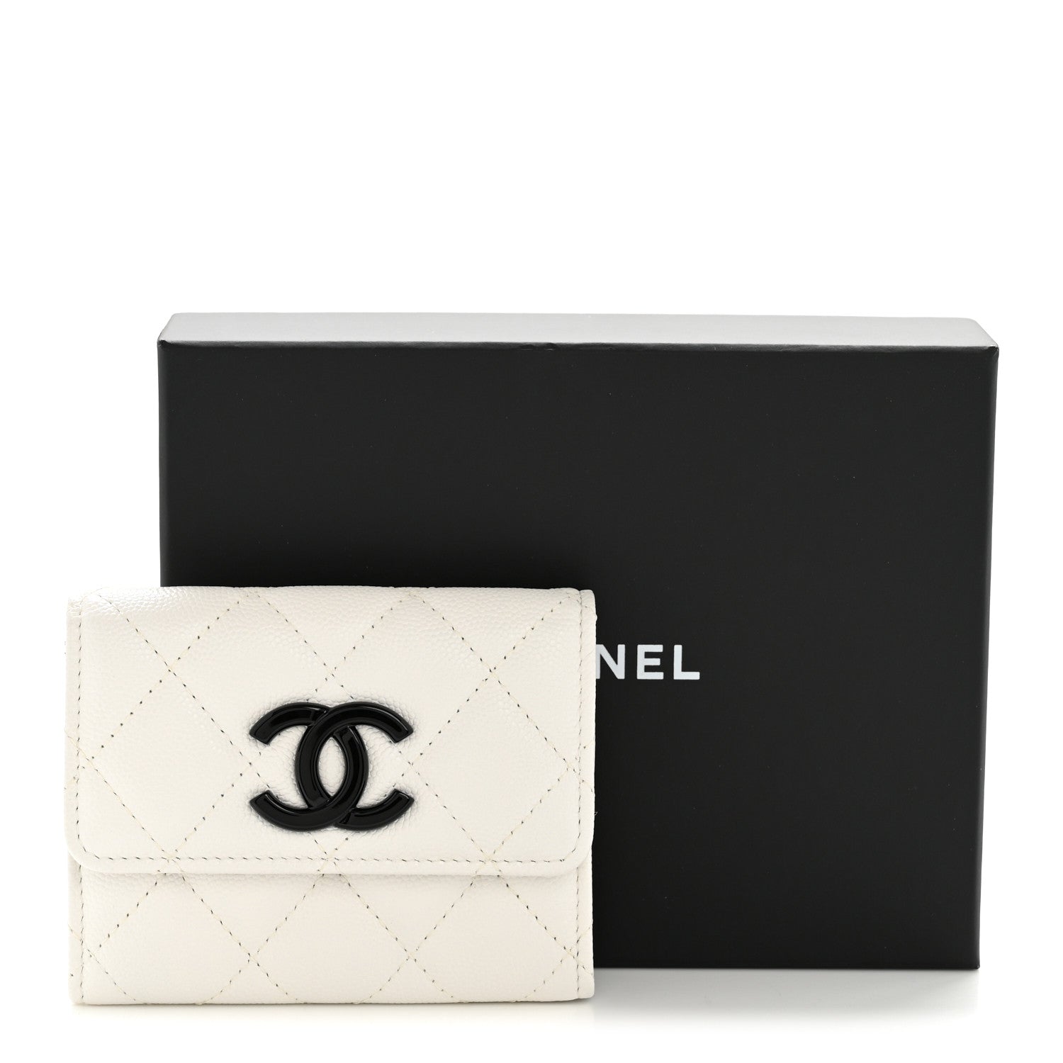 Caviar Quilted My Everything Flap Card Holder Wallet White Black