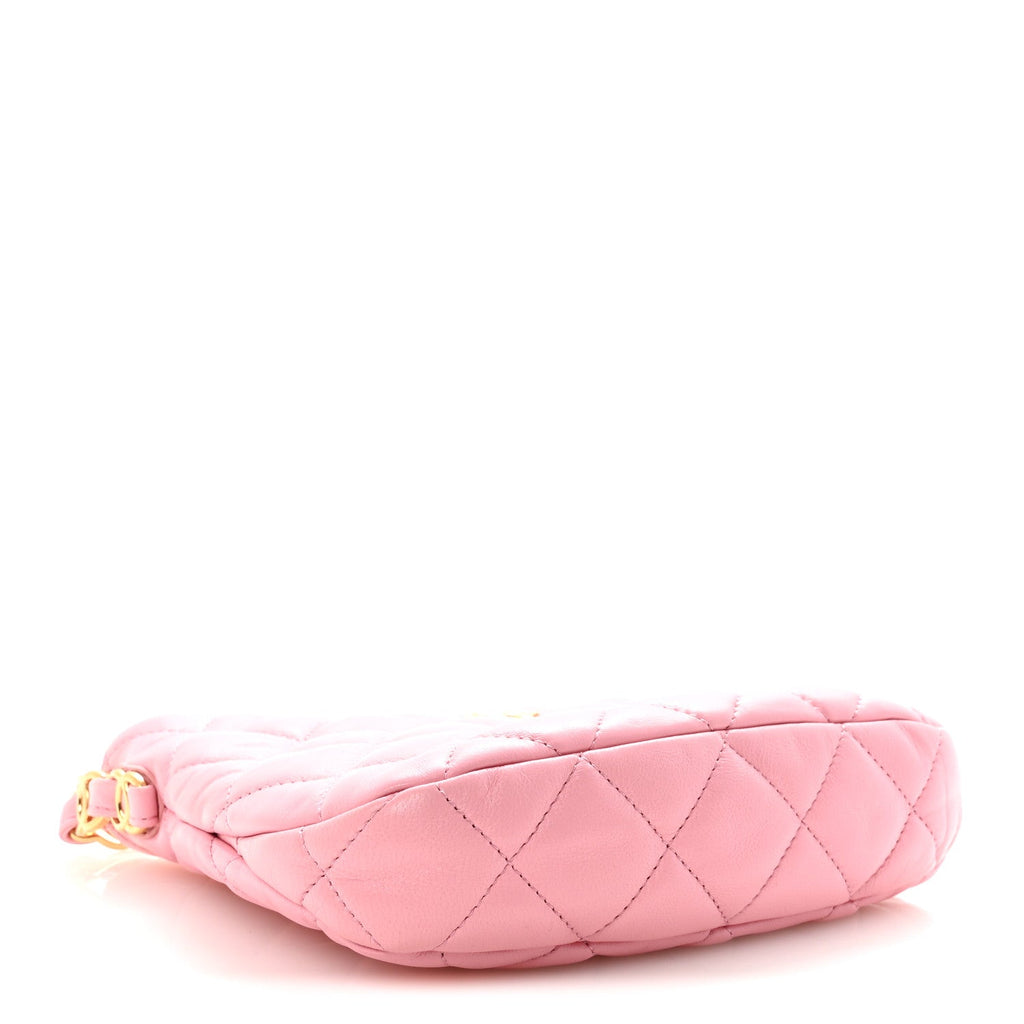 Chanel Lambskin Quilted CC Links Hobo Light Pink