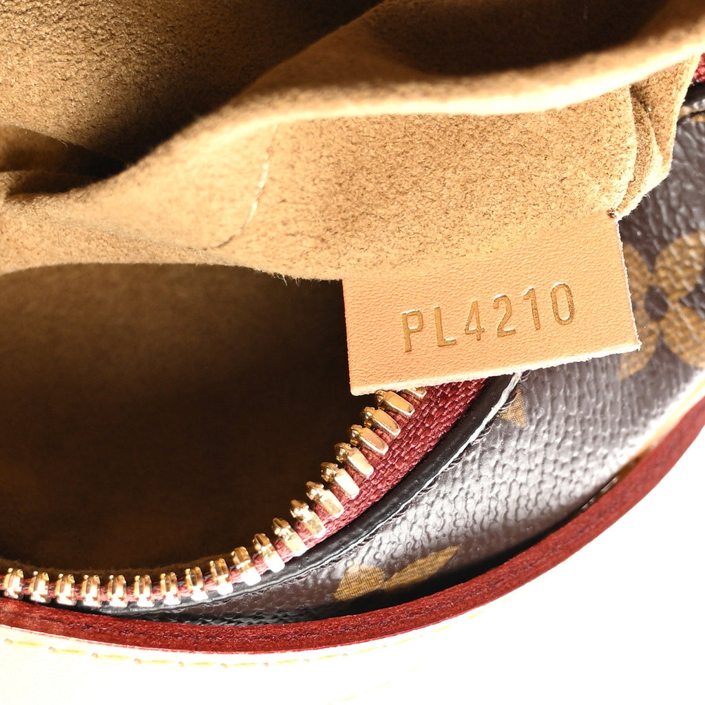 Louis Vuitton Monogram Game On Coeur