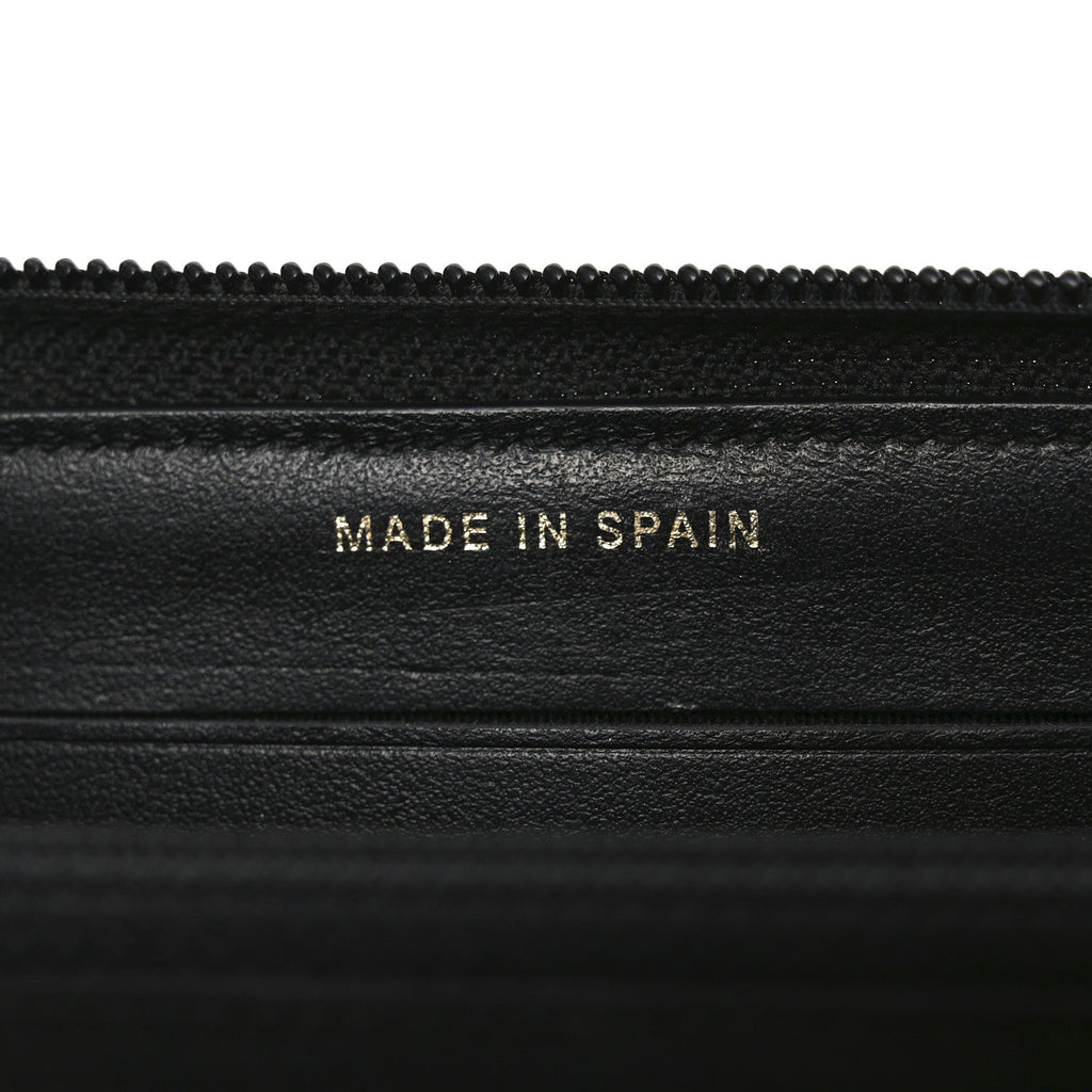 Caviar Quilted Small Boy Zip Around Wallet Black