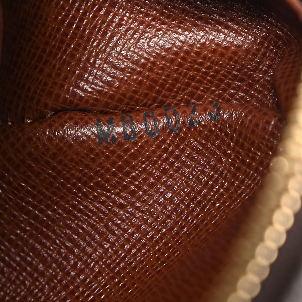 Louis Vuitton Monogram Trocadero 27