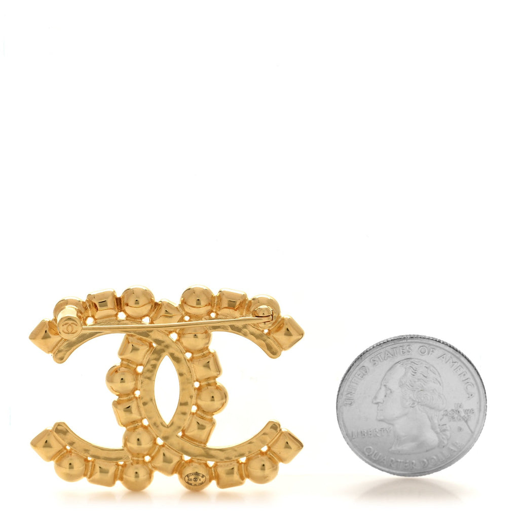 Crystal Pearl CC Brooch Gold