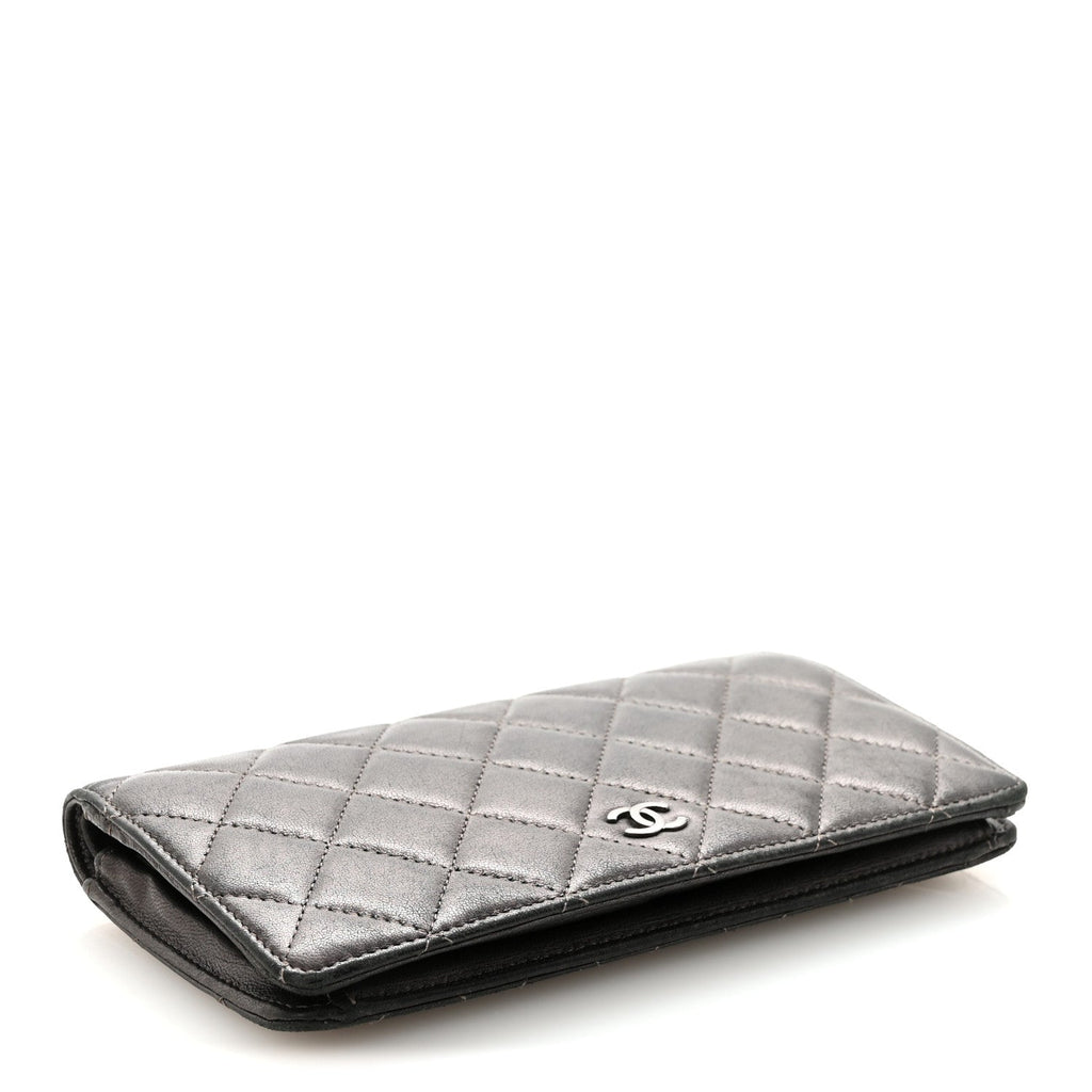 Metallic Lambskin Quilted Yen Wallet Grey
