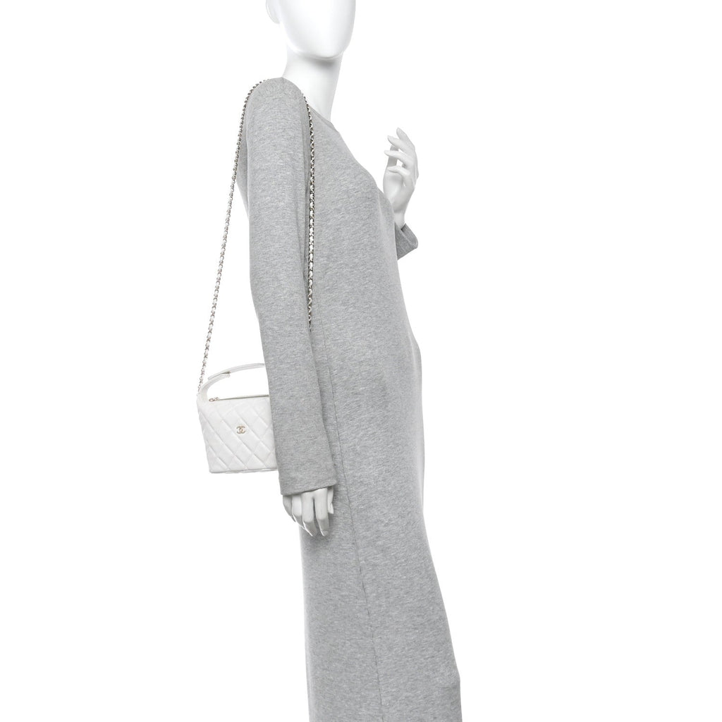 Chanel Caviar Quilted Hobo Clutch With Chain White