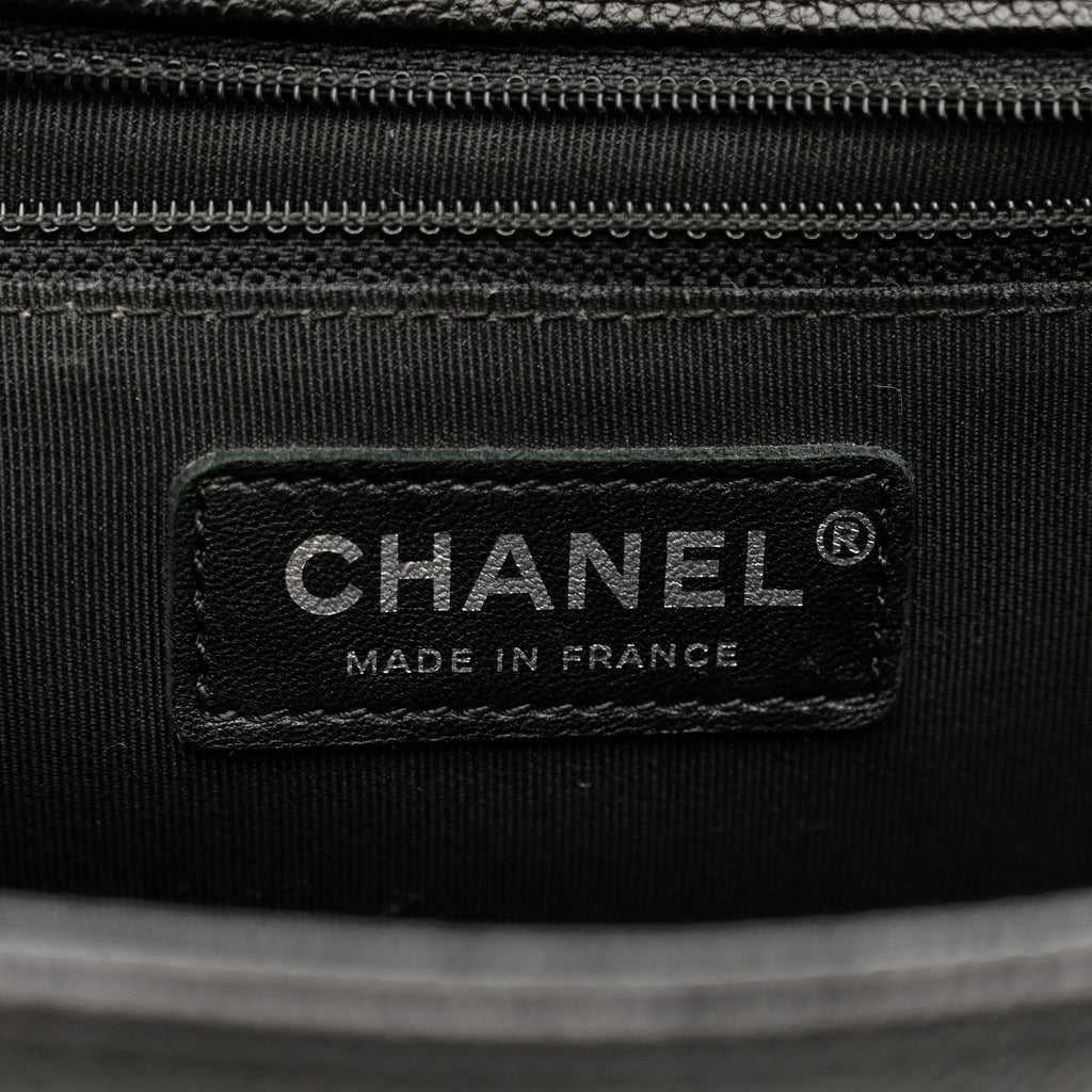 Chanel Caviar Quilted New Medium Boy Flap Black