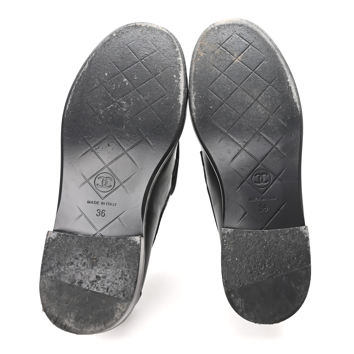 Lambskin Quilted CC Turnlock Loafers 36 Black