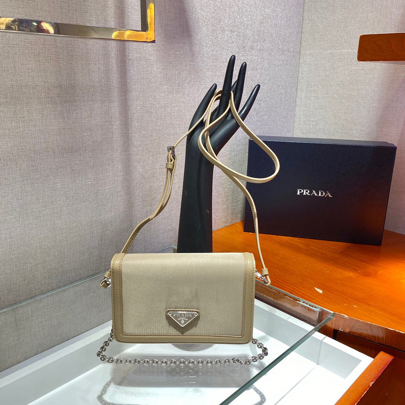 Prada Bags - 6211