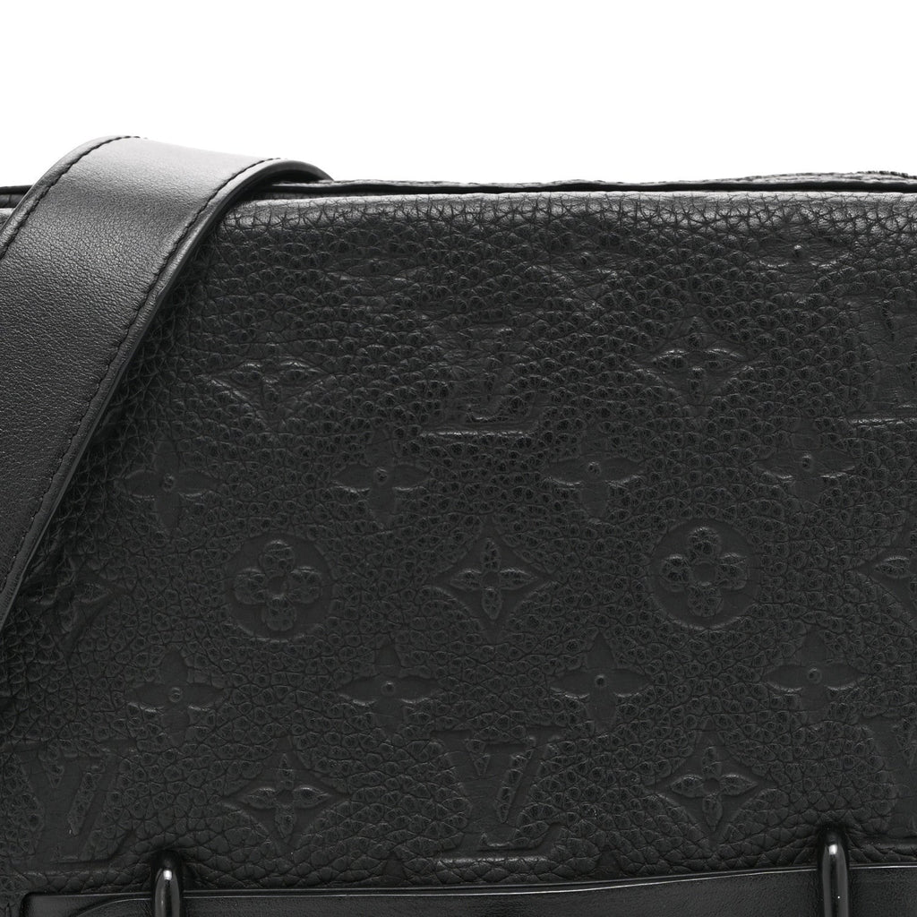 Louis Vuitton Taurillon Monogram Steamer Messenger Black
