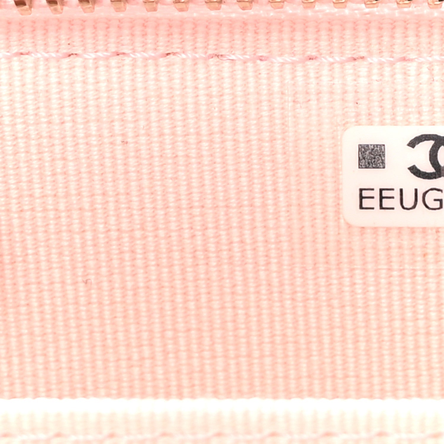 Caviar Quilted Zip Coin Purse Pink