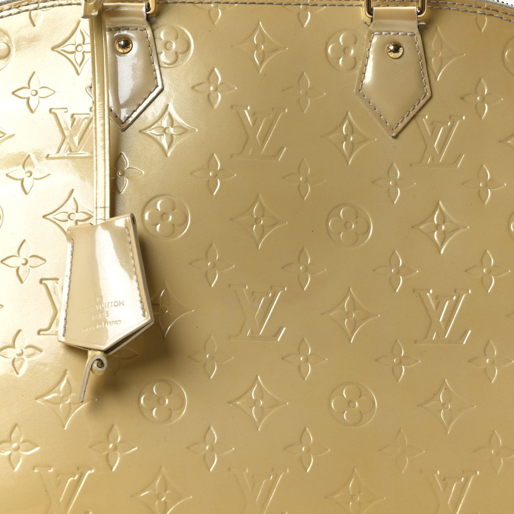 Louis Vuitton Vernis Alma GM Blanc Corail
