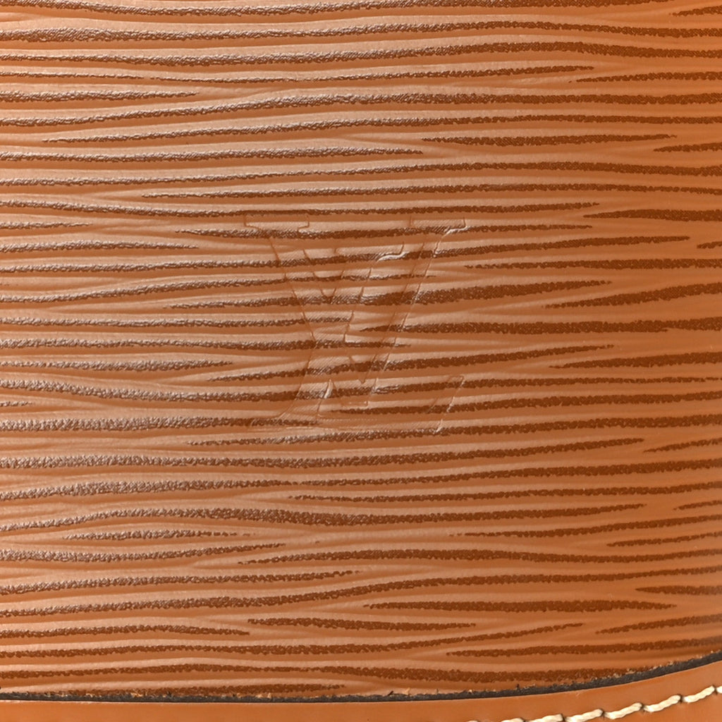 Louis Vuitton Epi Alma PM Cannelle