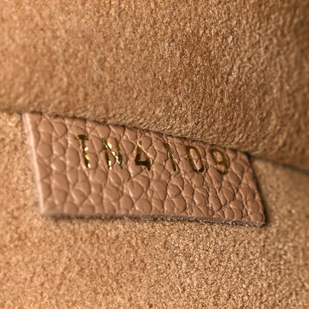 Louis Vuitton Monogram Daily Pouch Sesame