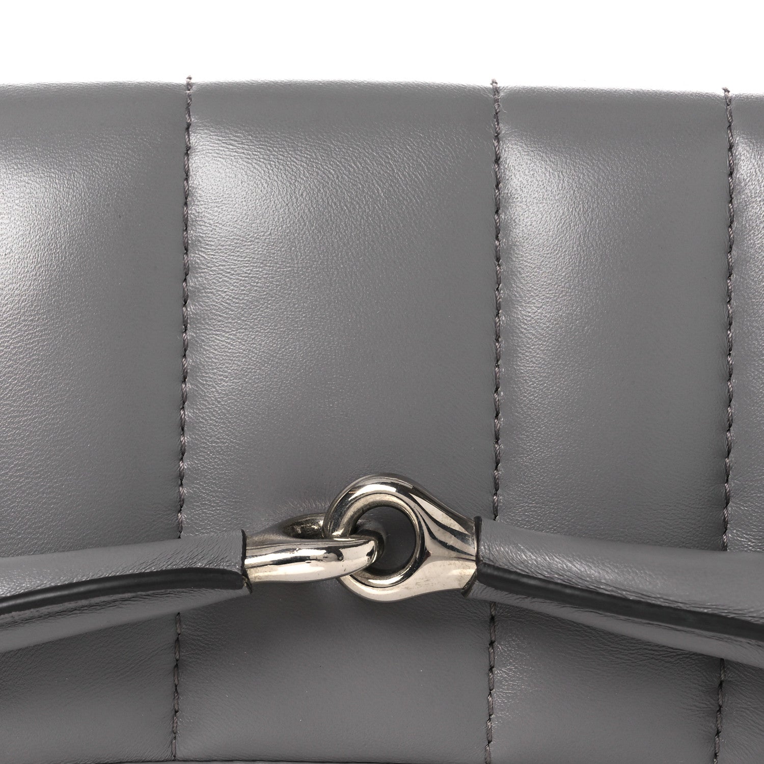 Gucci Nappa Vertical Matelasse Medium Maxi Horsebit Chain Shoulder Bag Grey