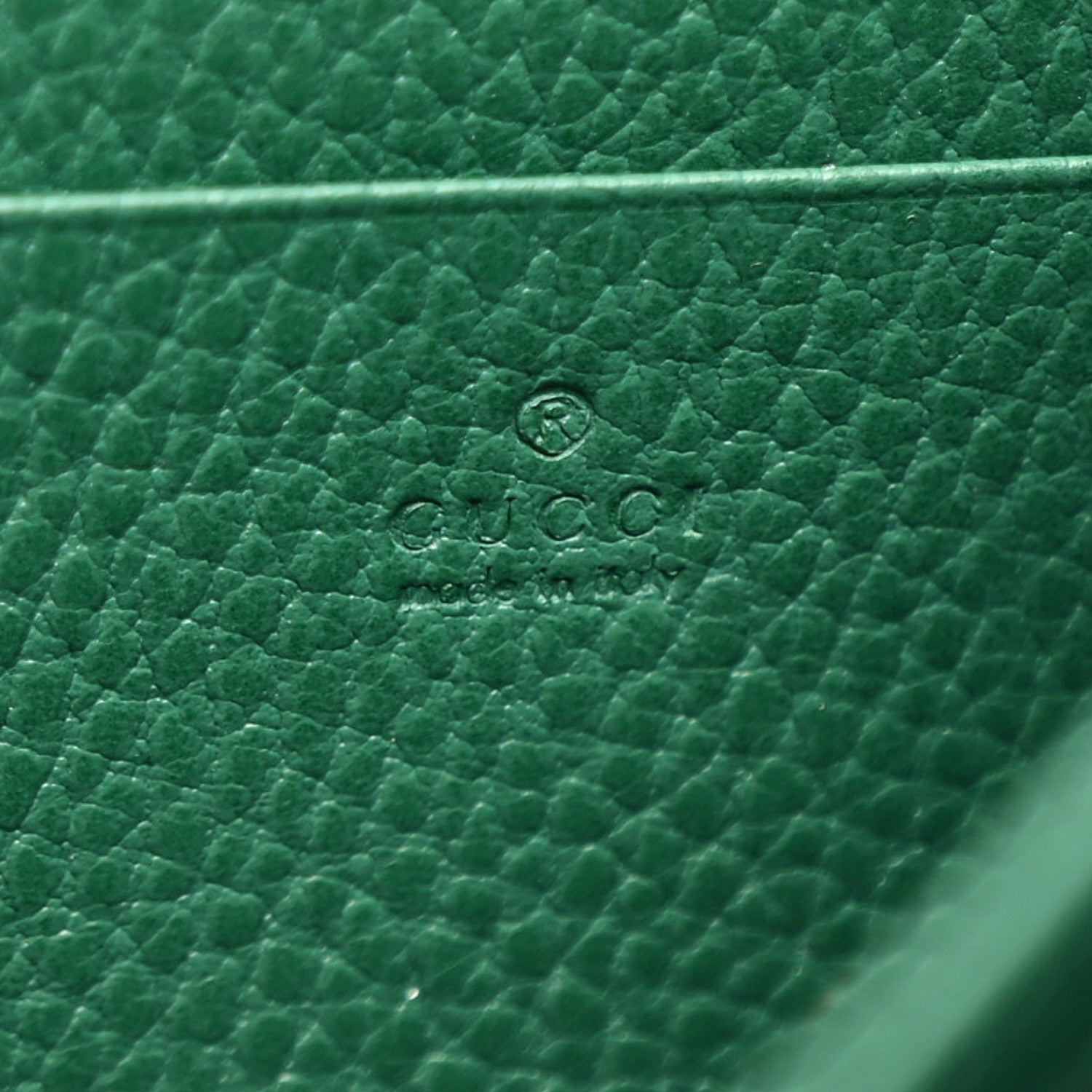 Gucci Calfskin Mini Dionysus Chain Wallet Emerald