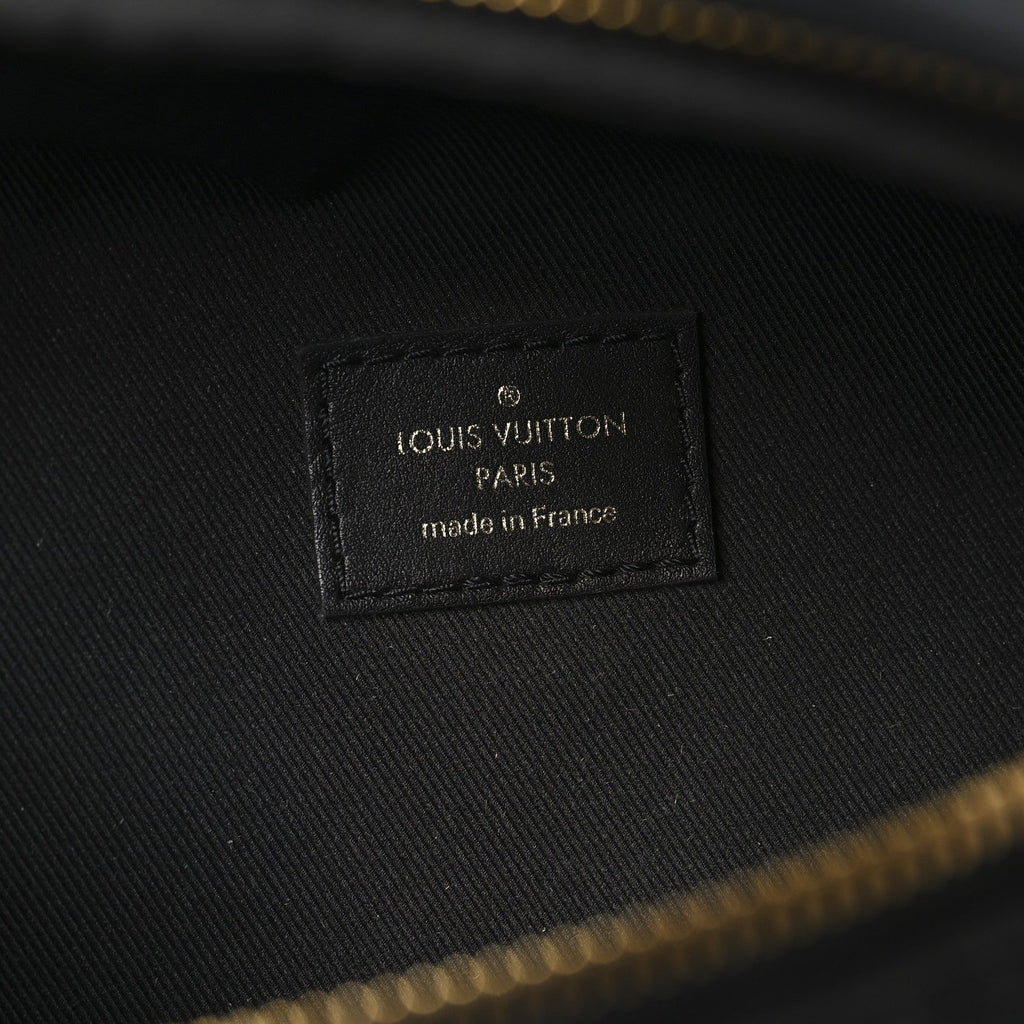 Louis Vuitton Calfskin Quilted New Wave Bumbag Black