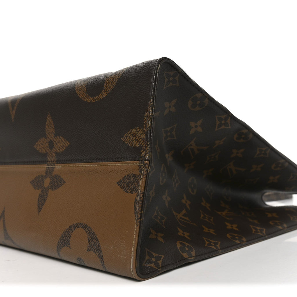Louis Vuitton Reverse Monogram Giant Onthego GM