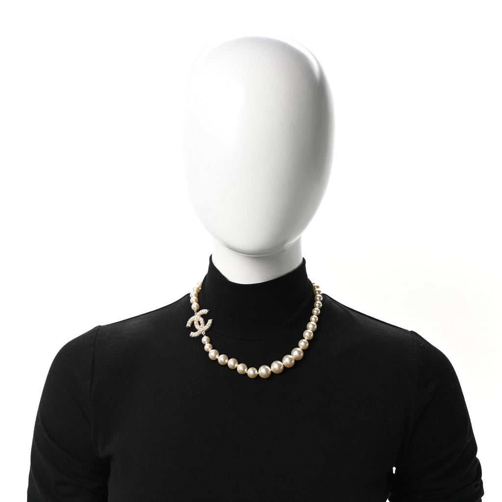 Pearl CC 100th Anniversary Necklace Light Gold