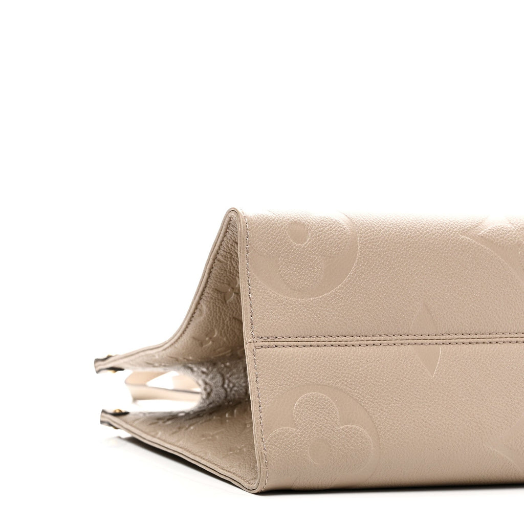 Louis Vuitton Empreinte Monogram Giant Onthego MM Tourterelle