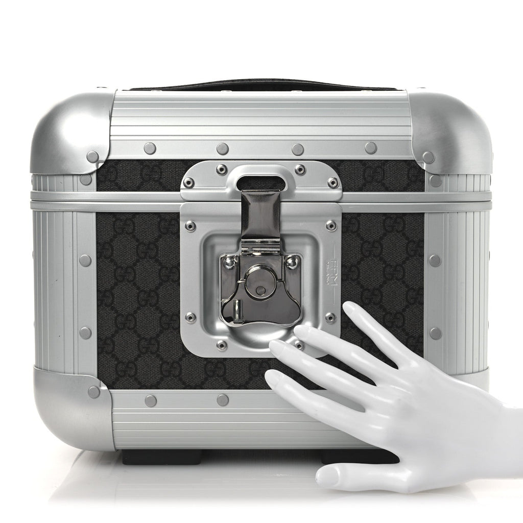 Gucci GG Supreme Monogram Aluminum Porter Beauty Case Silver