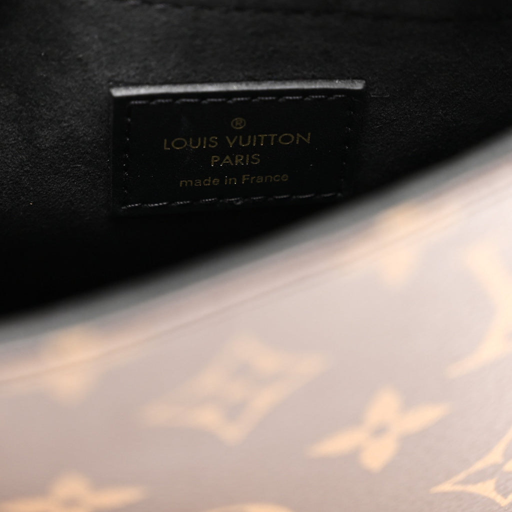 Louis Vuitton Monogram Locky BB Black