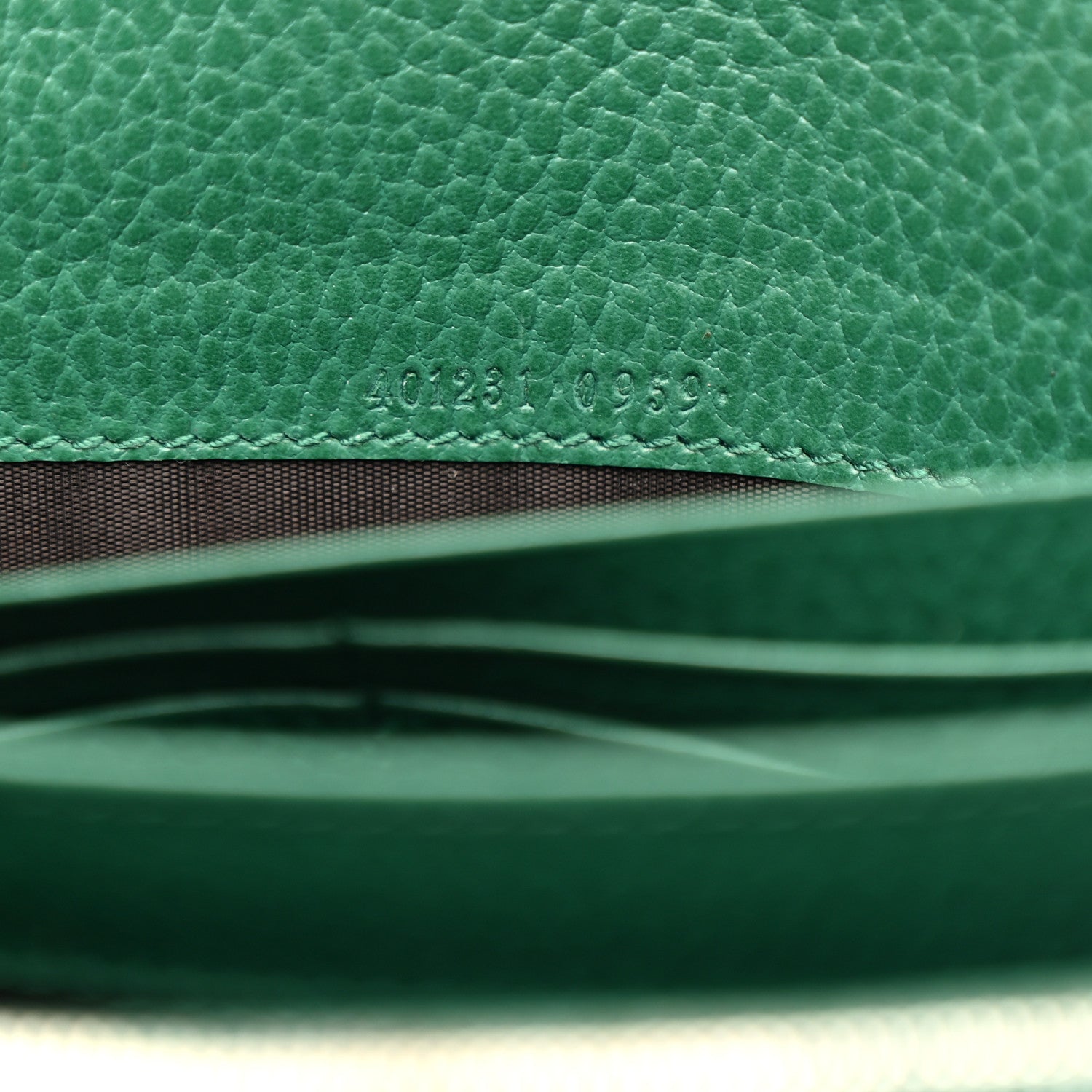 Gucci Calfskin Mini Dionysus Chain Wallet Emerald