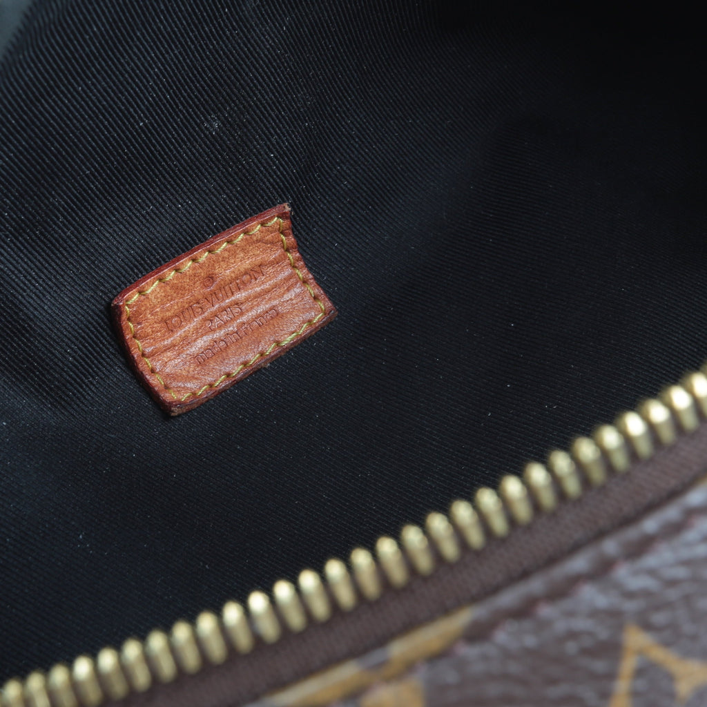 LOUIS VUITTON Monogram Bum Bag