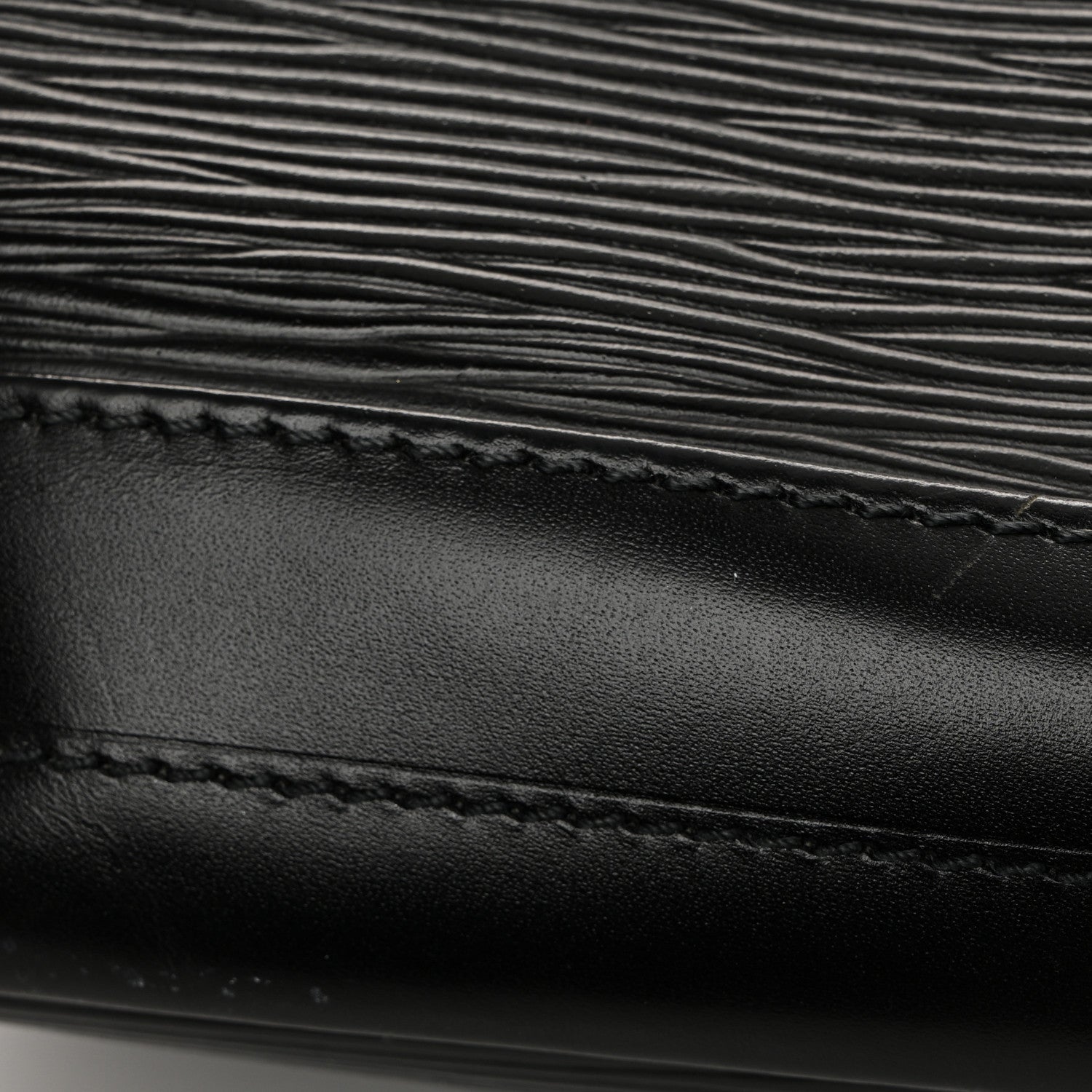 Louis Vuitton Epi Noe NM Black