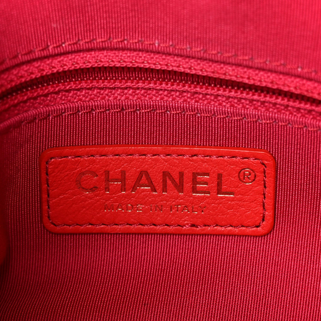 Chanel Caviar Quilted Small In & Out Camera Case Pink