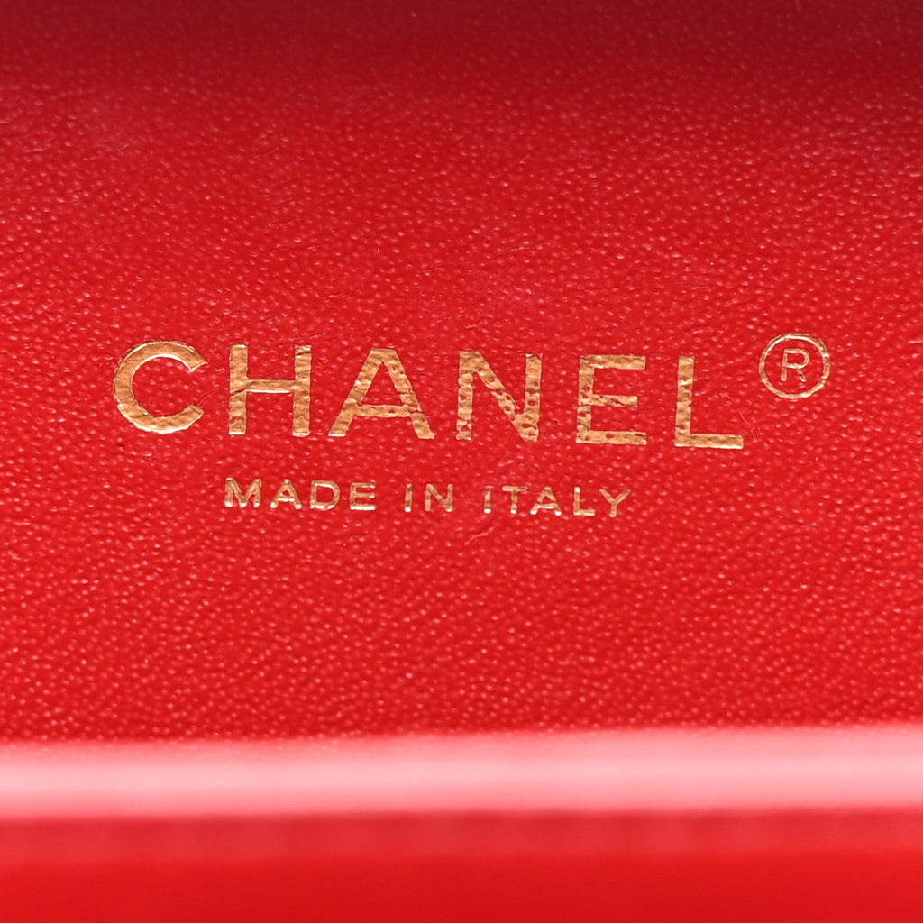 Chanel Caviar Quilted Small CC Filigree Vanity Case Red