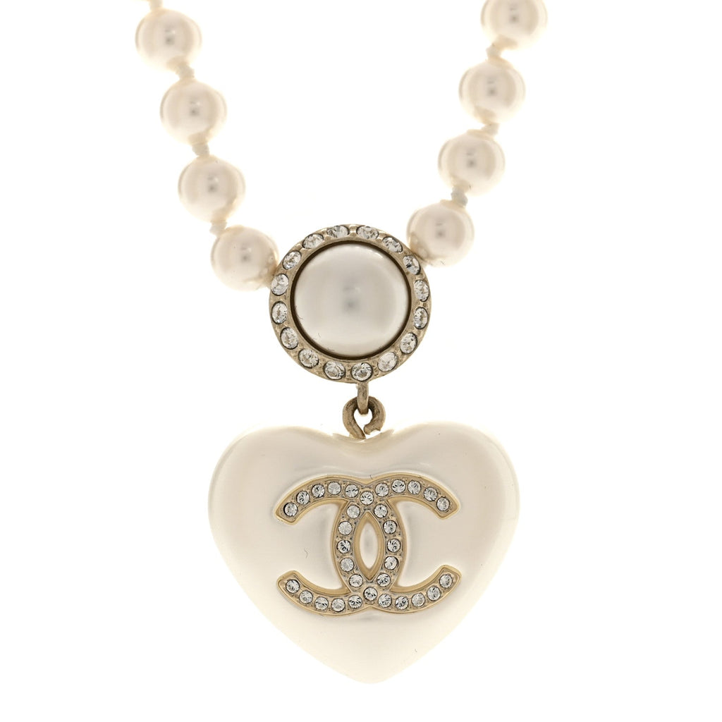 Pearl Crystal CC Heart Short Necklace Pearly White Gold