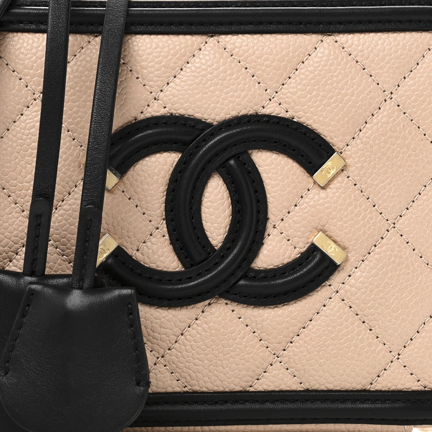 Chanel Caviar Quilted Small CC Filigree Vanity Case Beige Black