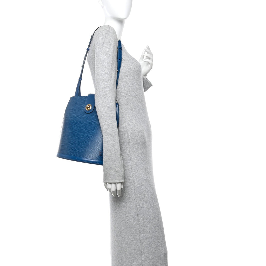 Louis Vuitton Epi Cluny Toledo