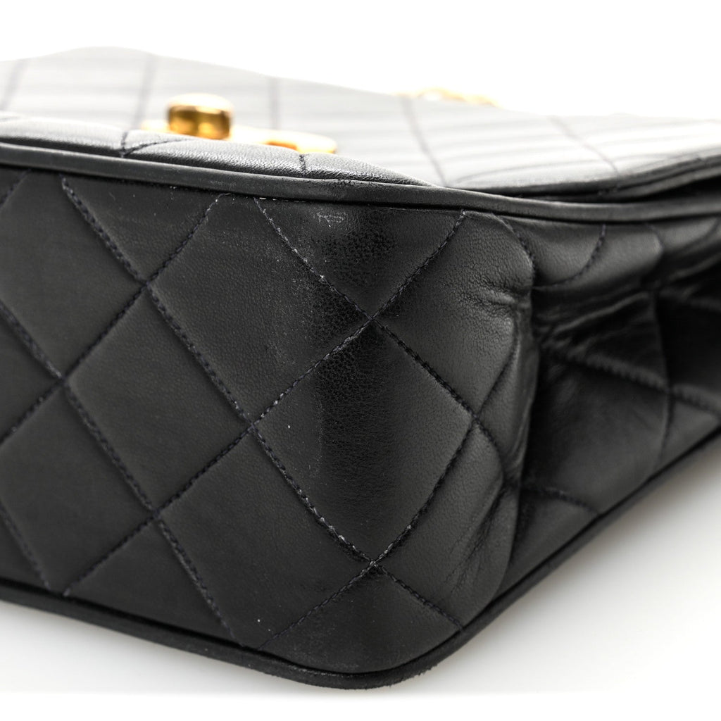 Chanel Lambskin Quilted Medium Single Flap Black