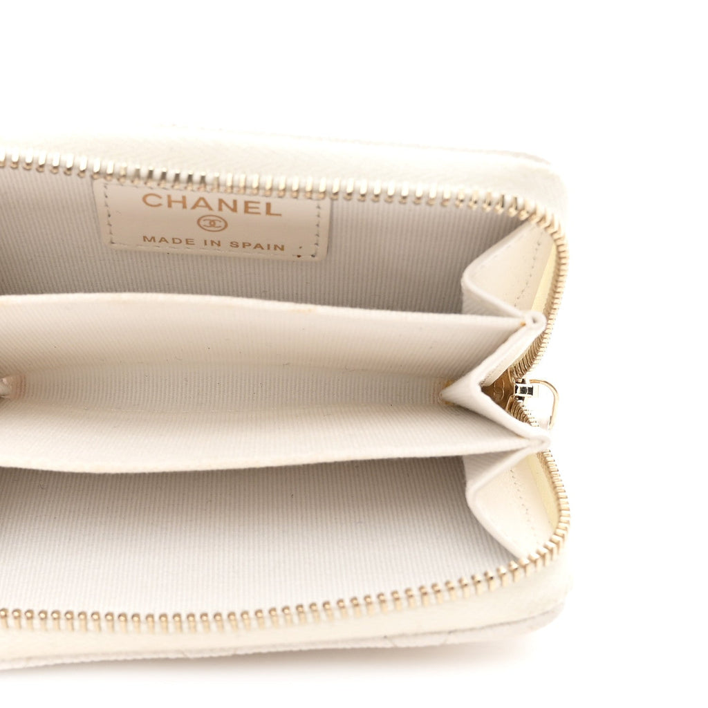 Caviar Enamel Coco Casino Quilted Zip Coin Purse White