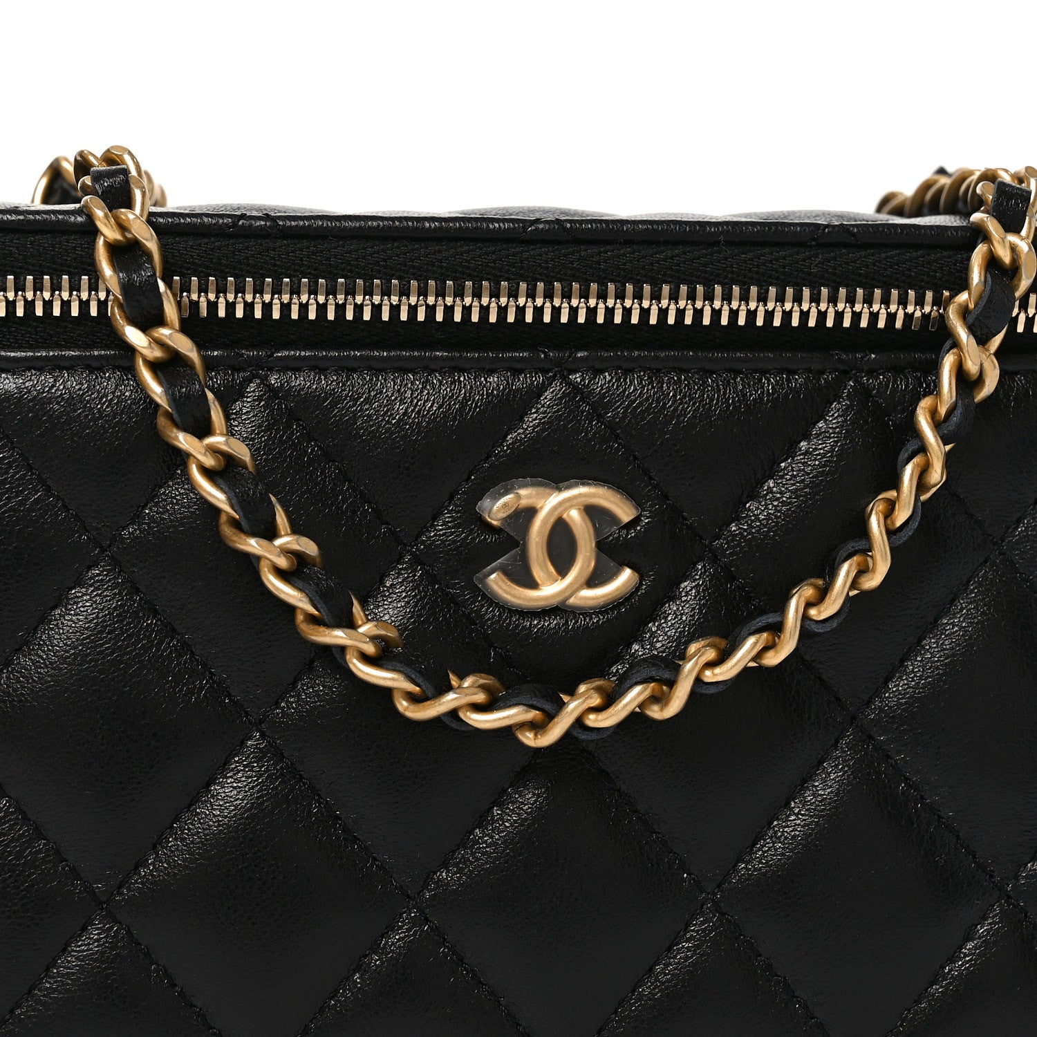 Chanel Lambskin Quilted Pearl Crush Small Vanity Case With Chain Black
