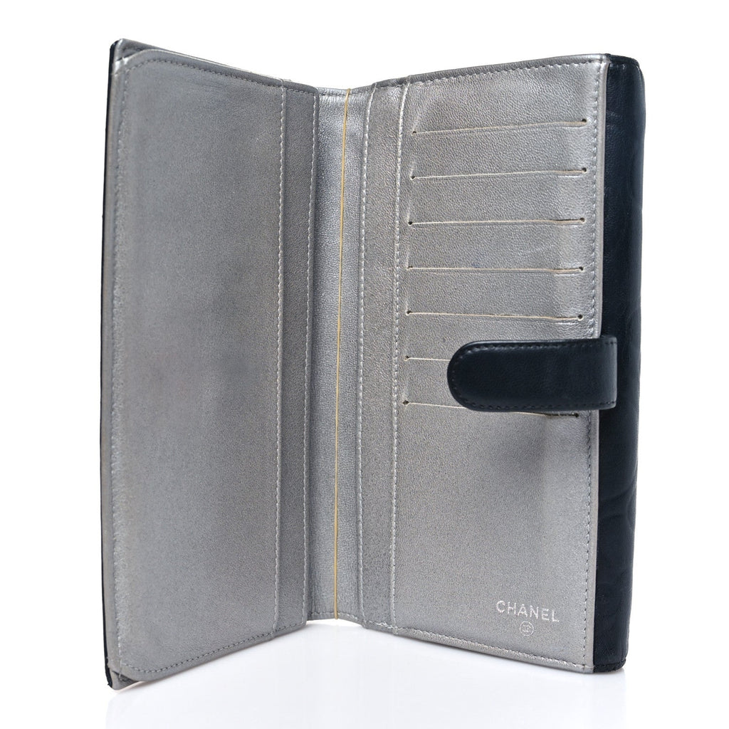 Lambskin Camellia Embossed Long Double Wallet Black