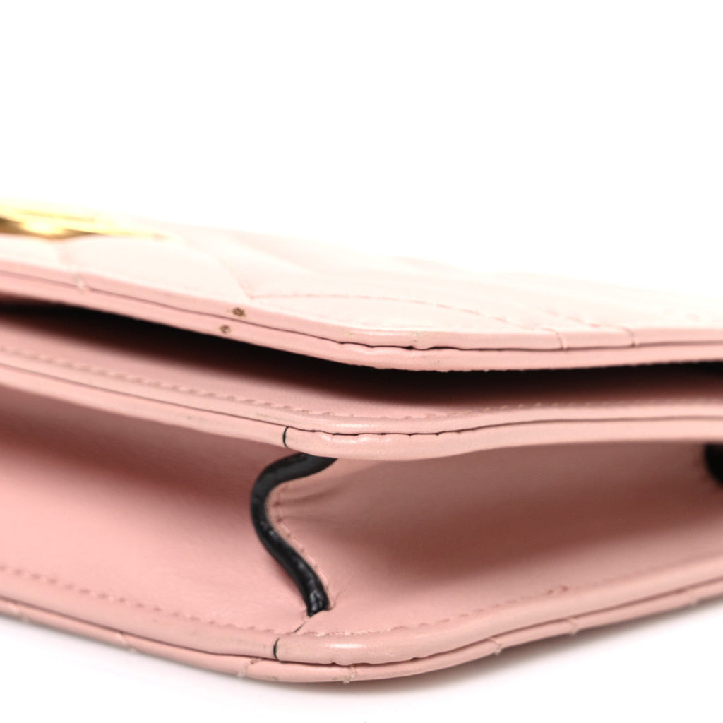Gucci Calfskin Matelasse GG Marmont Mini Bag  Perfect Pink
