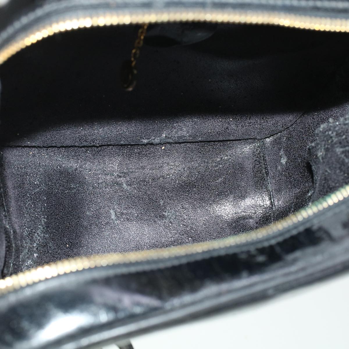 GUCCI Vanity Cosmetic Pouch Enamel 2way Black  44406