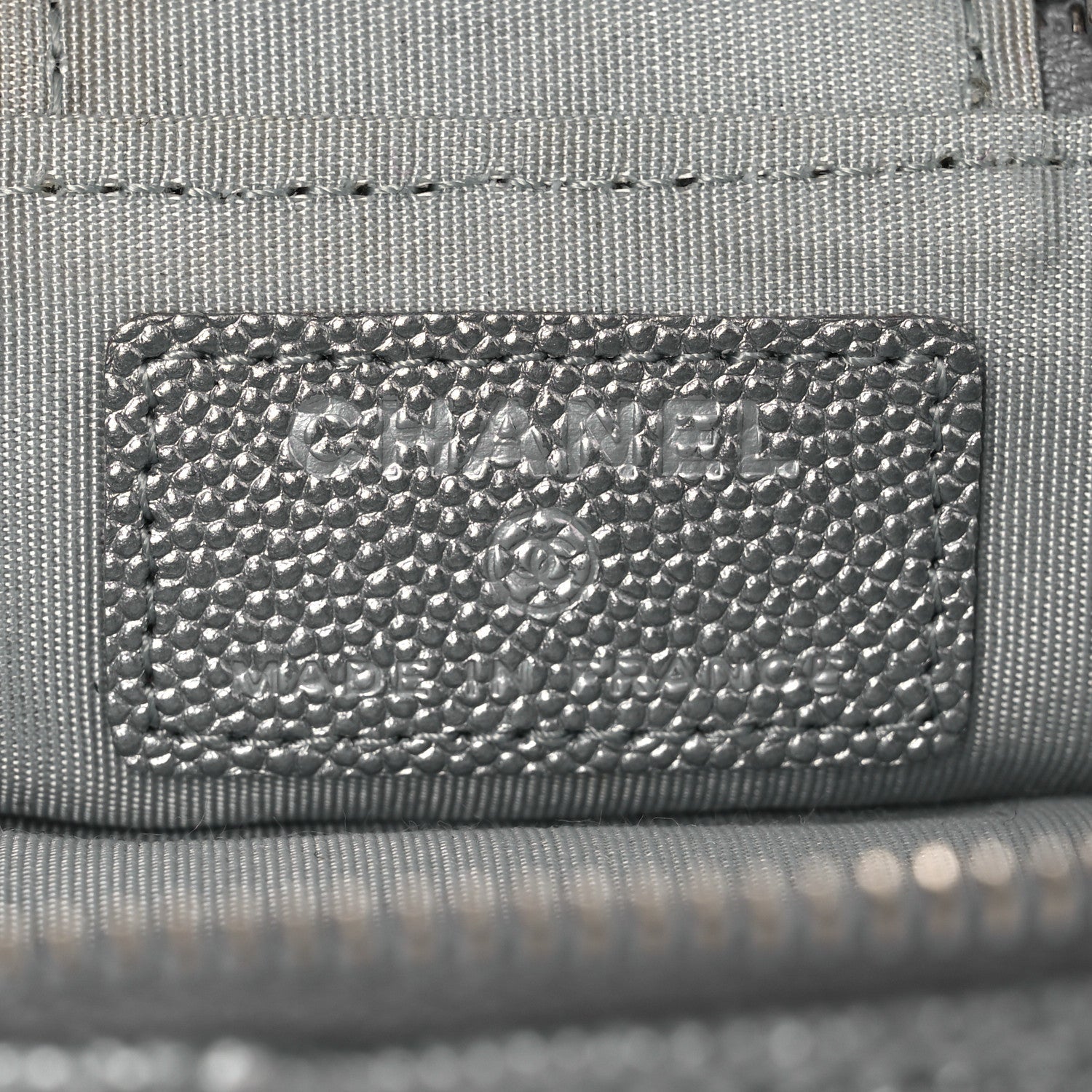 Chanel Metallic Caviar Quilted Mini Top Handle Vanity With Chain Silver