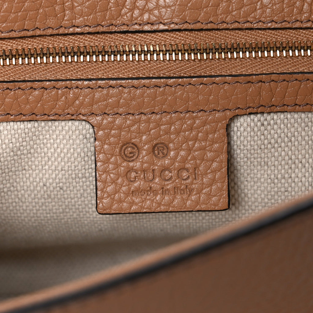 Gucci Pebbled Calfskin Medium Soho Flap Crossbody Camelia