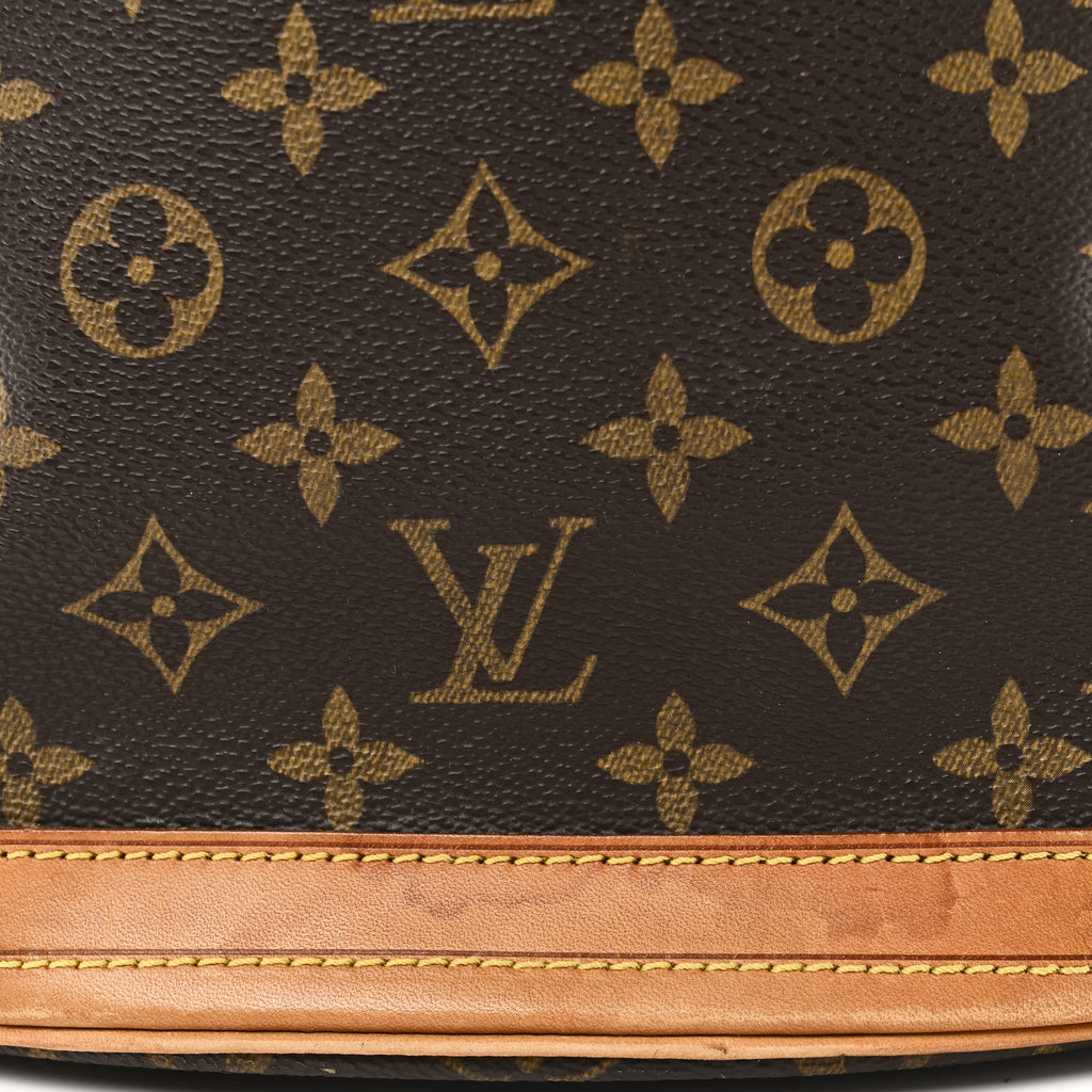 Louis Vuitton Monogram Petit Bucket 23
