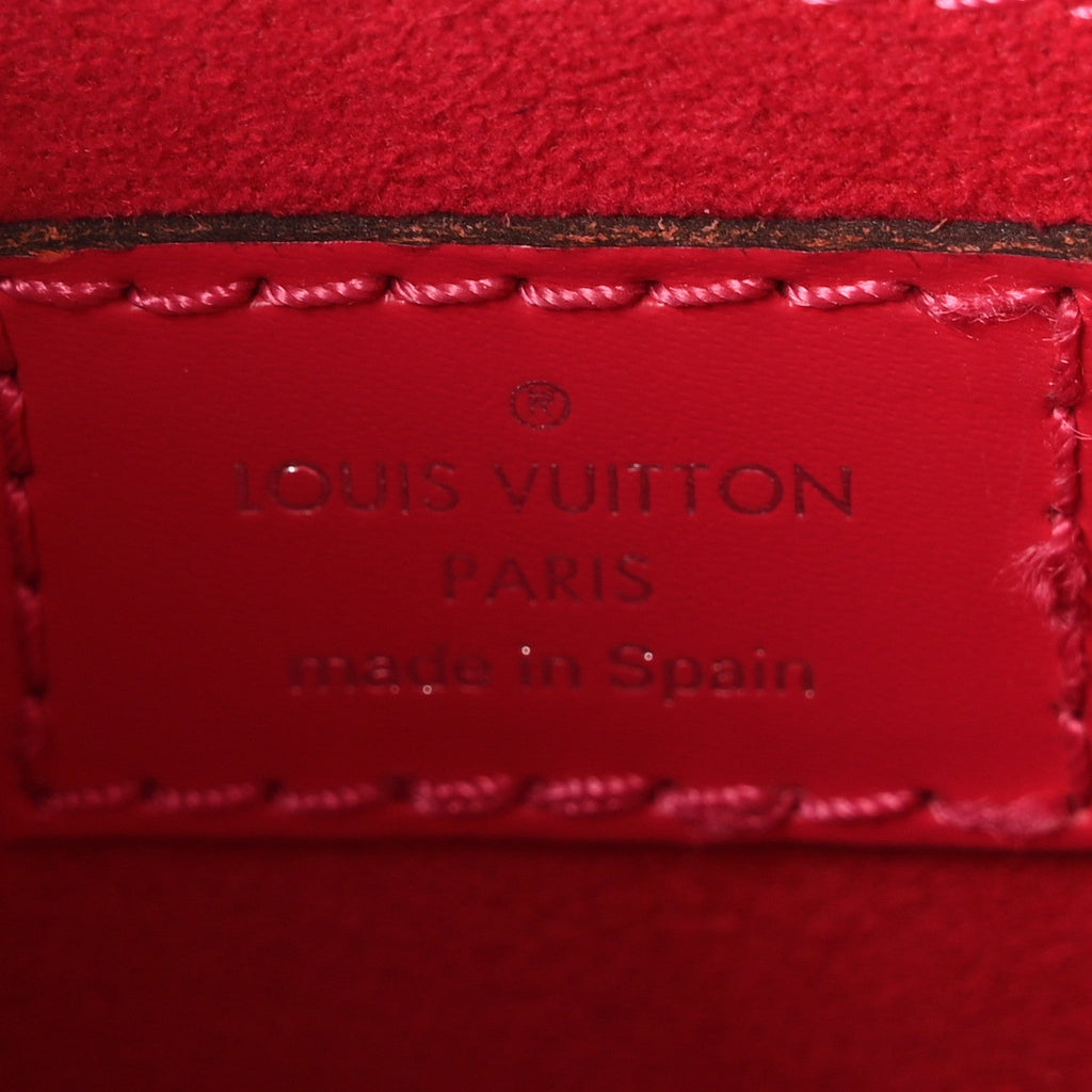 Louis Vuitton Epi Petit Sac Plat Rose Pondicherry