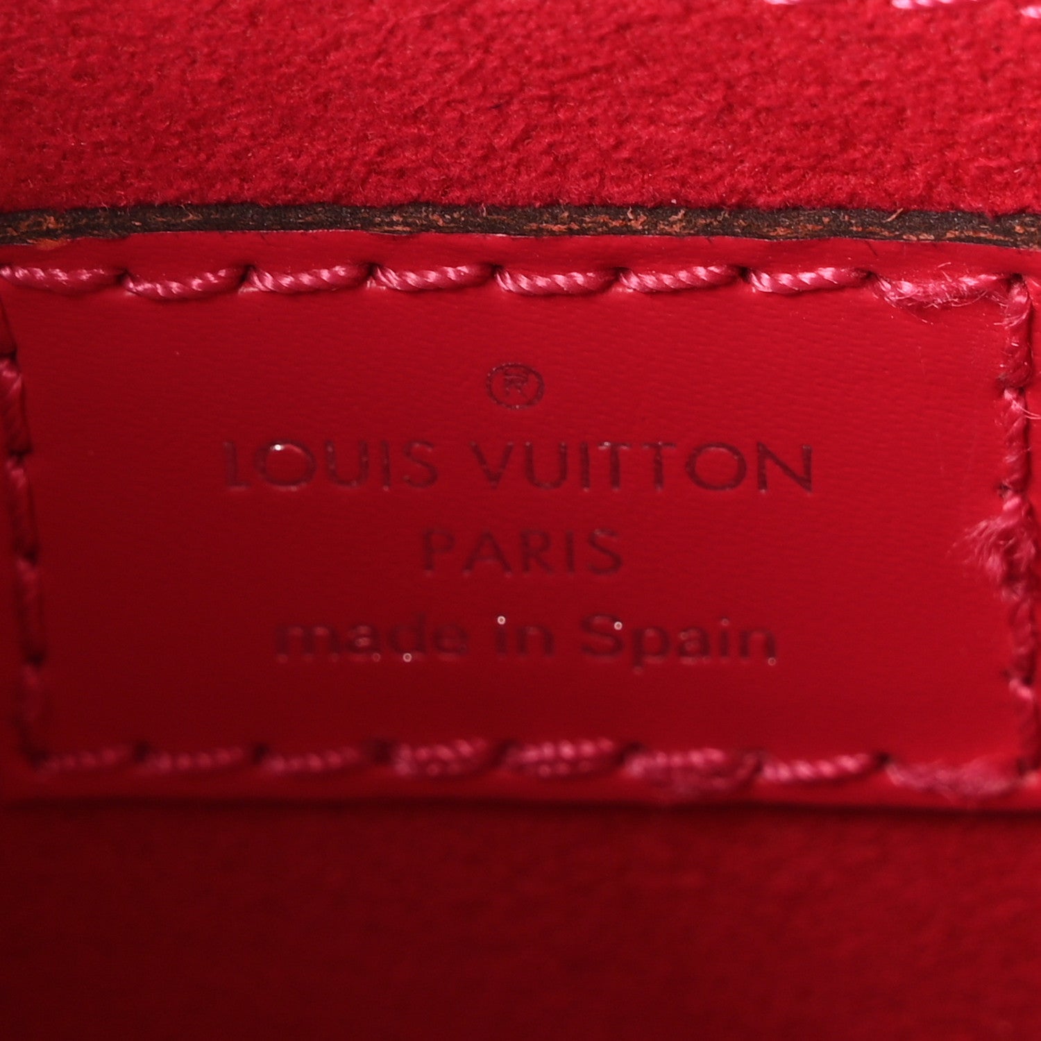 Louis Vuitton Epi Petit Sac Plat Rose Pondicherry