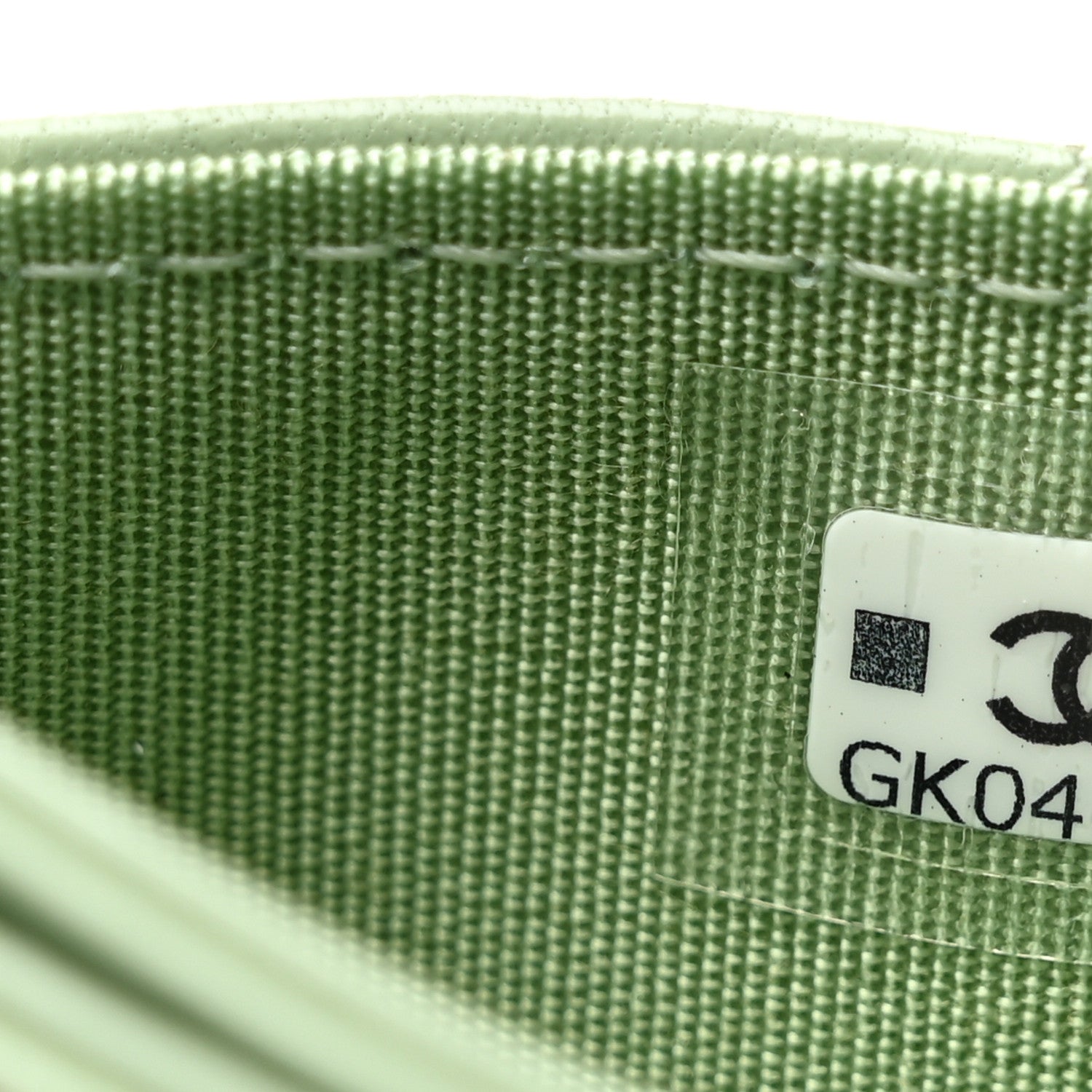 Lambskin Quilted Chanel 19 Card Holder Green