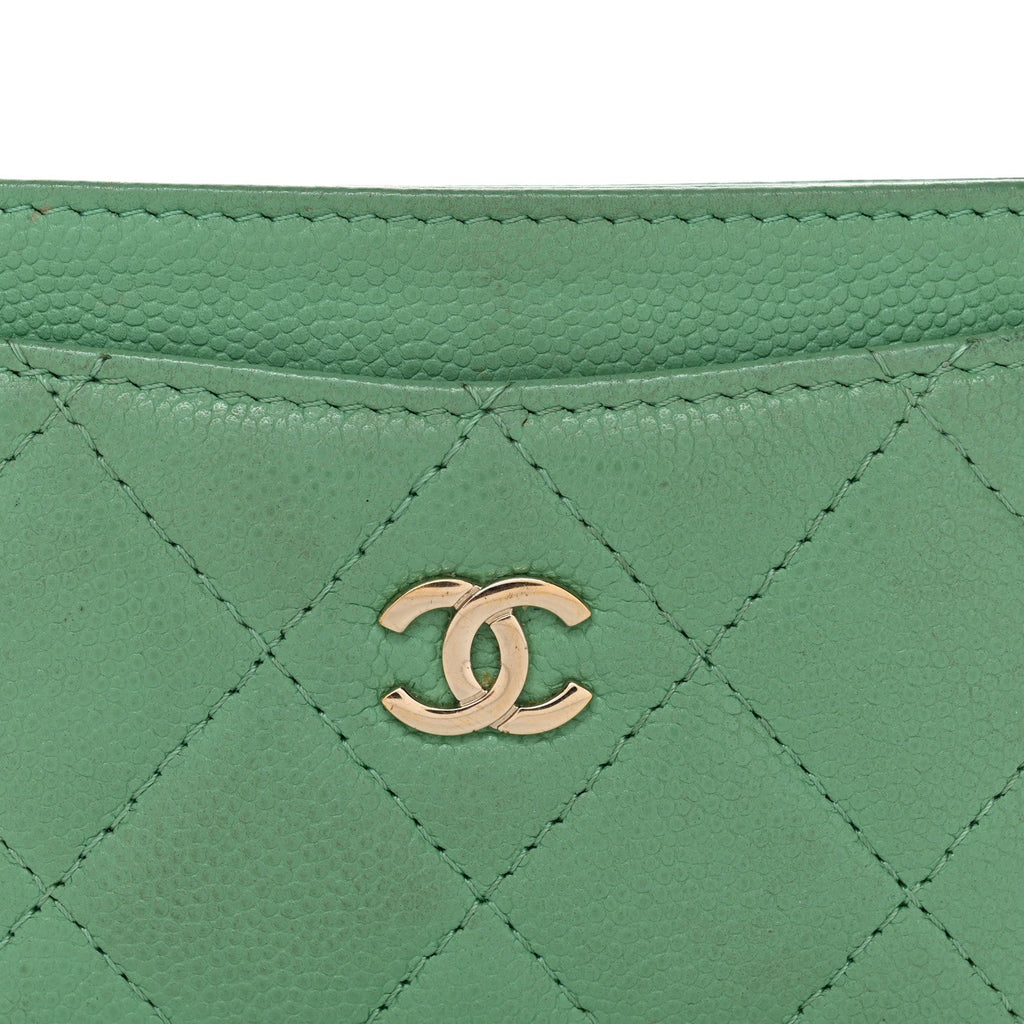 Caviar Quilted Card Holder Green