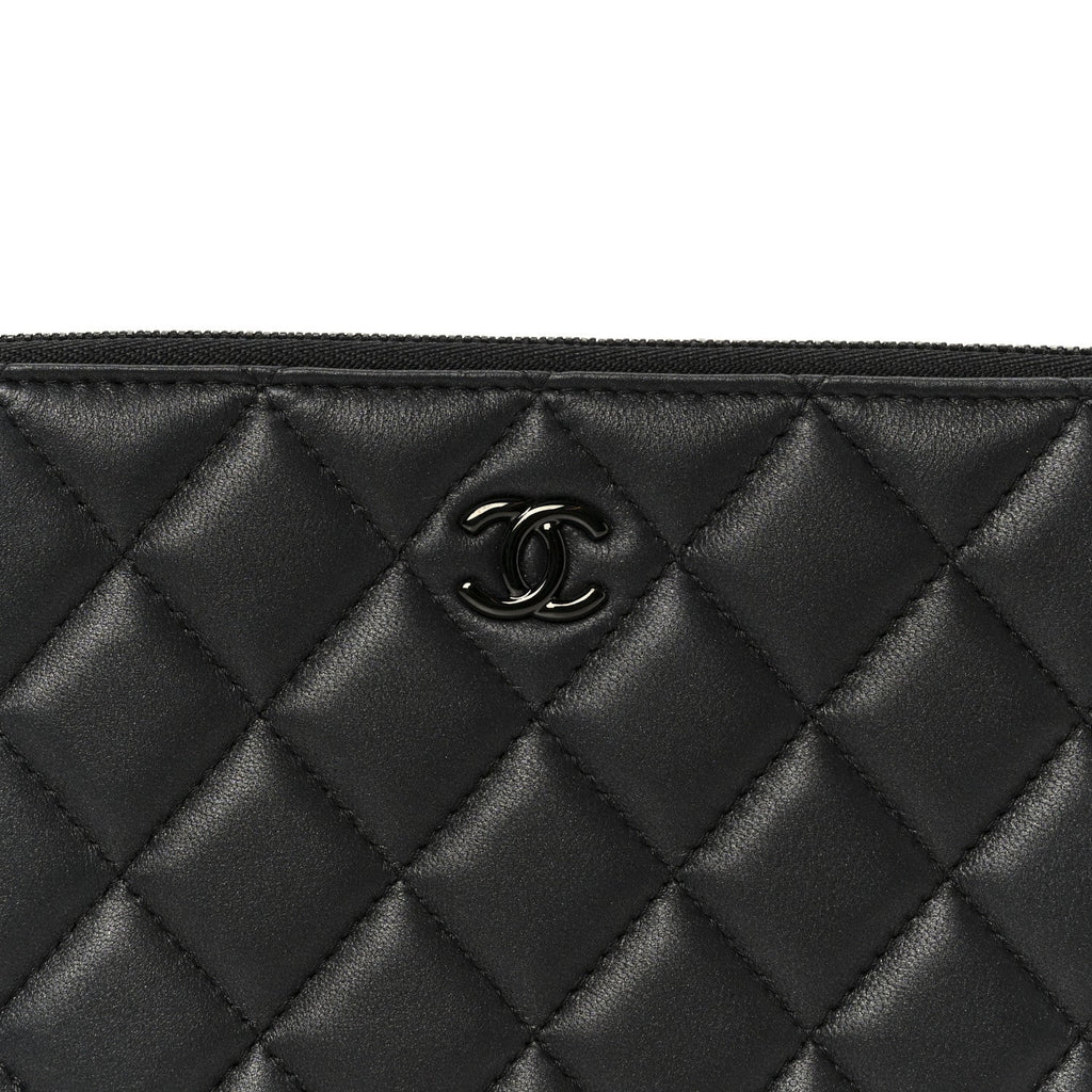 Pearly Lambskin Quilted Cosmetic Case So Black
